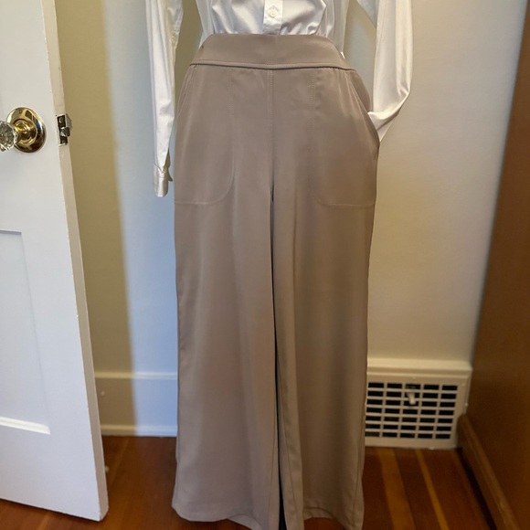 Max Studio Wide Leg Trouser - Picture 3 of 8